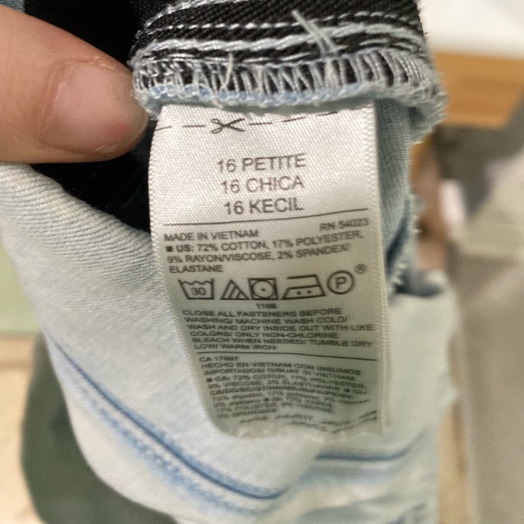 Old Navy Rockstar Jegging - Picture 2 of 4